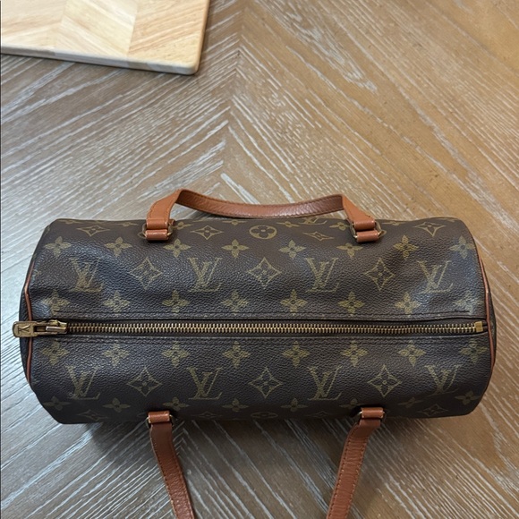 EUC Louis Vuitton Monogram Papillon handbag - Picture 5 of 9